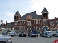 USA - Pontiac IL - Route 66 Museum Building (Former Fire Department) (8 Apr 2009)